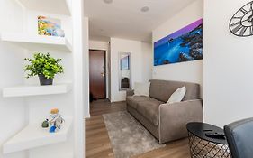 Piazza Salotto & Stazione Comfy Apartment