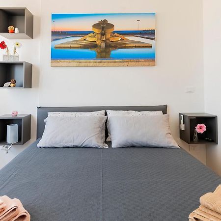 Piazza Salotto & Stazione Comfy Apartment Pescara Esterno foto