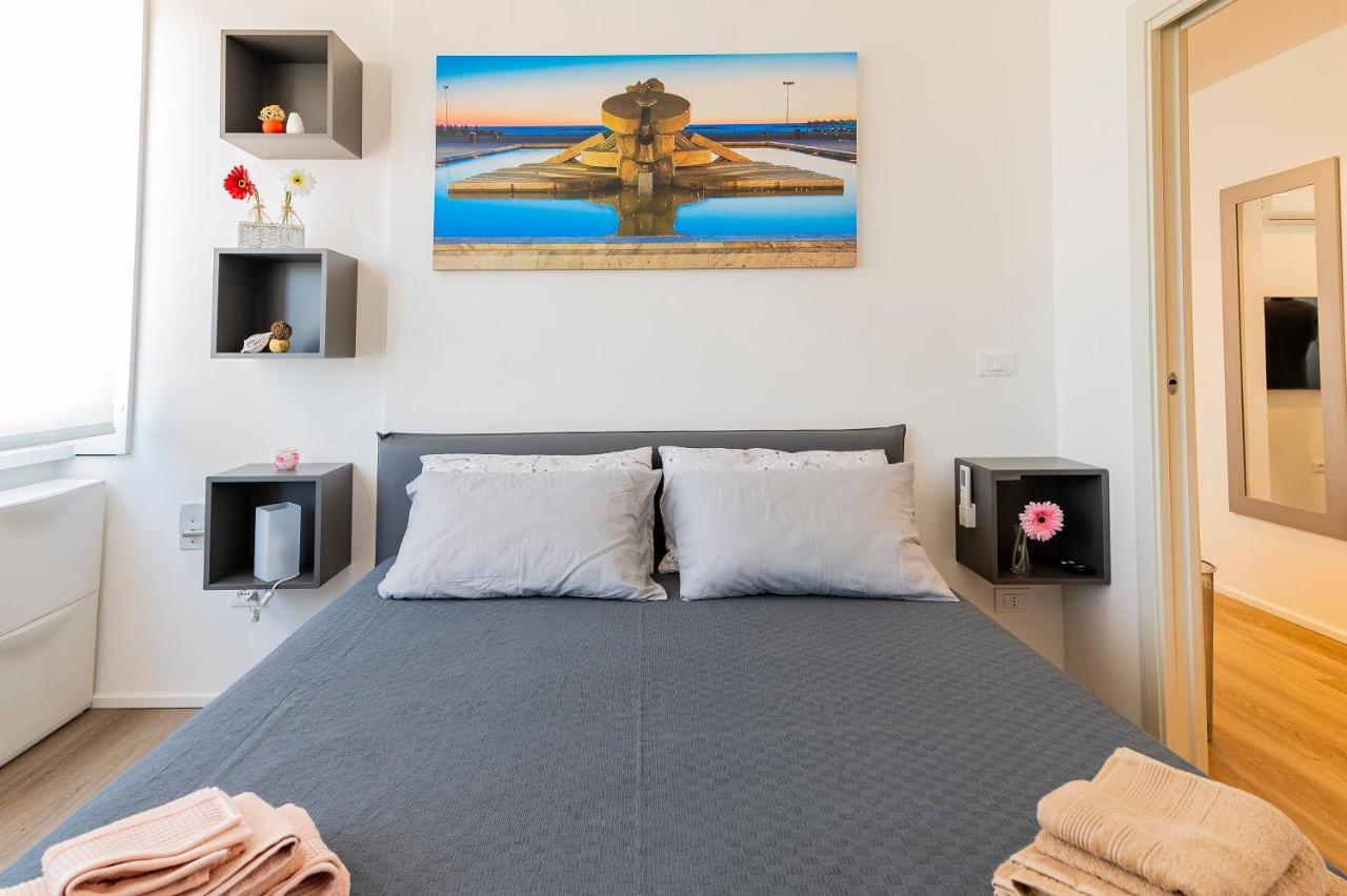 Piazza Salotto & Stazione Comfy Apartment Pescara Esterno foto