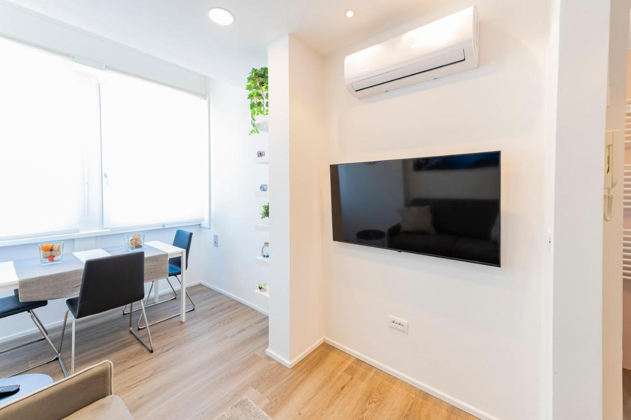 Piazza Salotto & Stazione Comfy Apartment Pescara Esterno foto