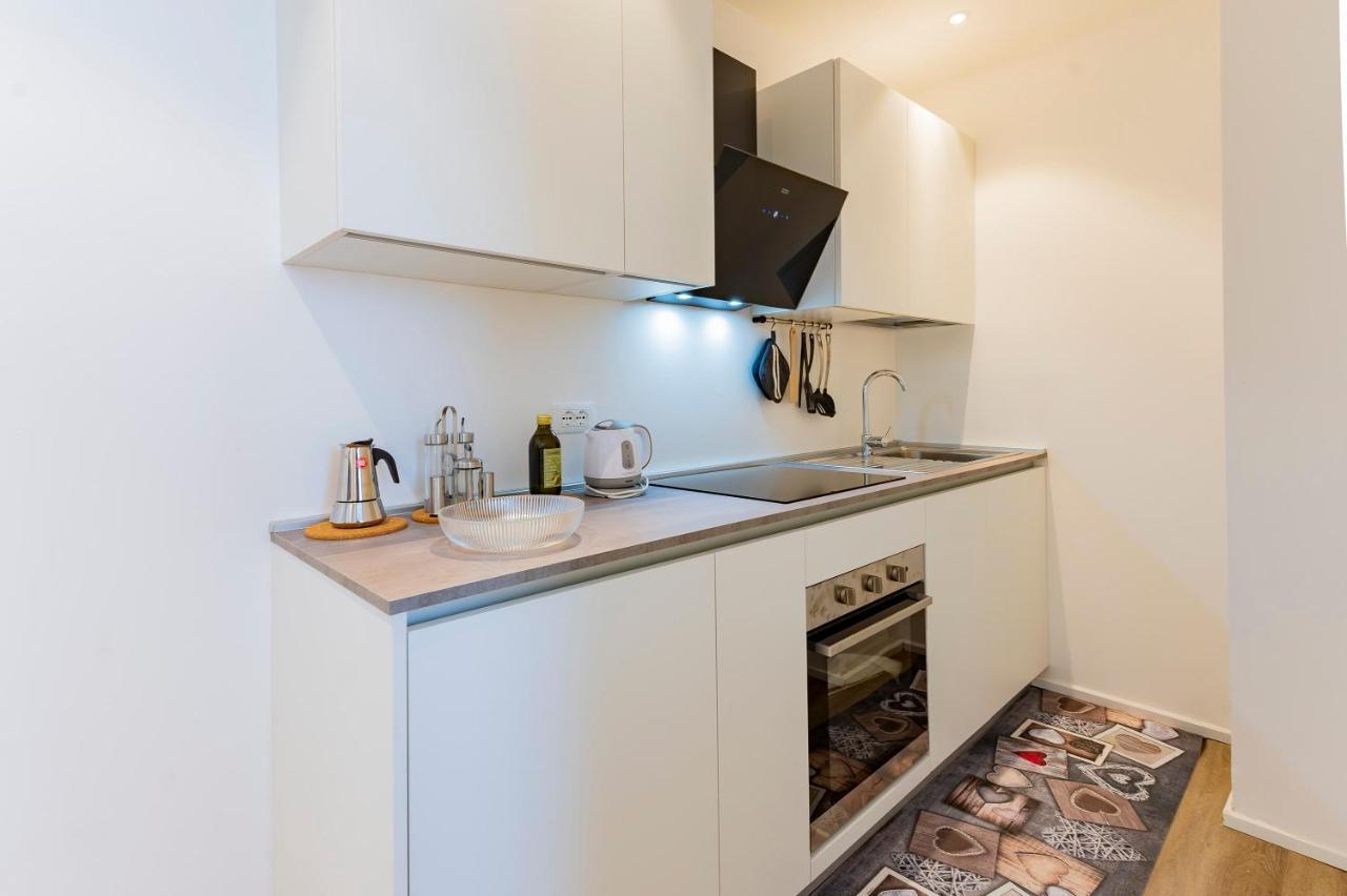 Piazza Salotto & Stazione Comfy Apartment Pescara Esterno foto