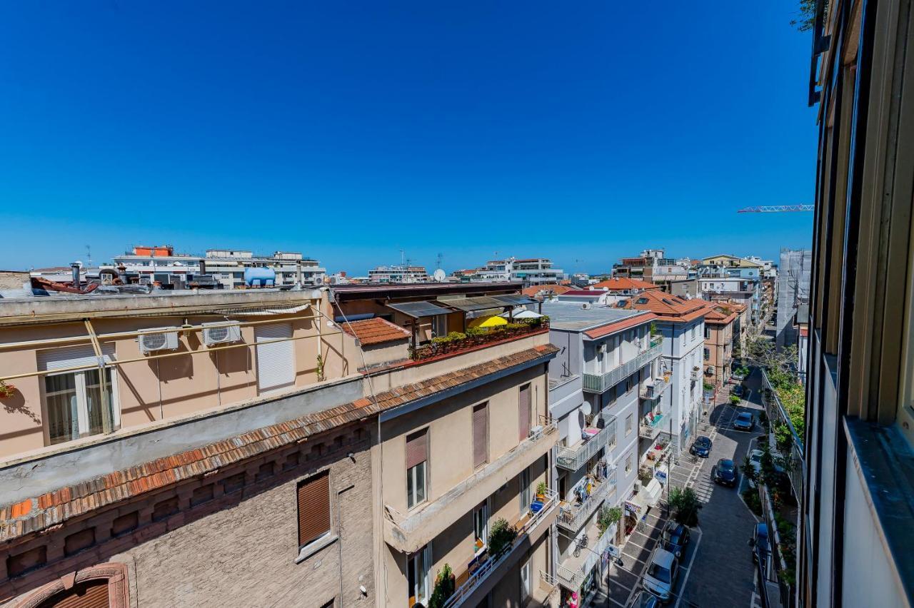 Piazza Salotto & Stazione Comfy Apartment Pescara Esterno foto