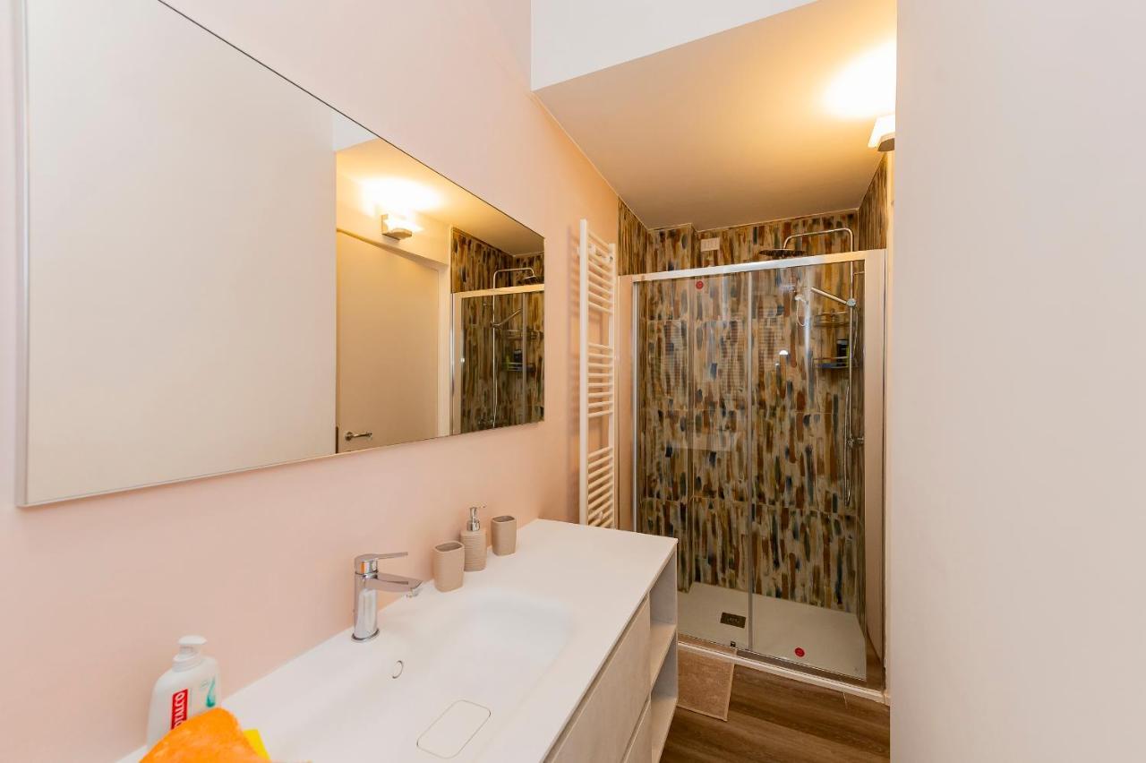 Piazza Salotto & Stazione Comfy Apartment Pescara Esterno foto